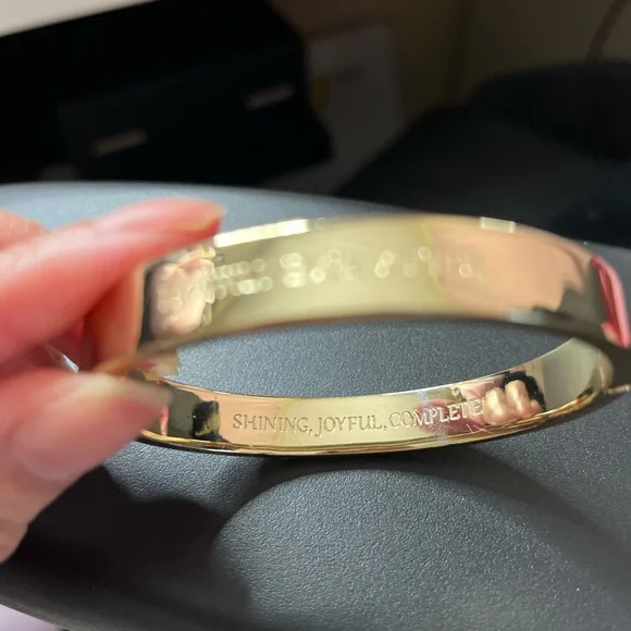 Gold Engraved Bracelet - Picture 4 of 6